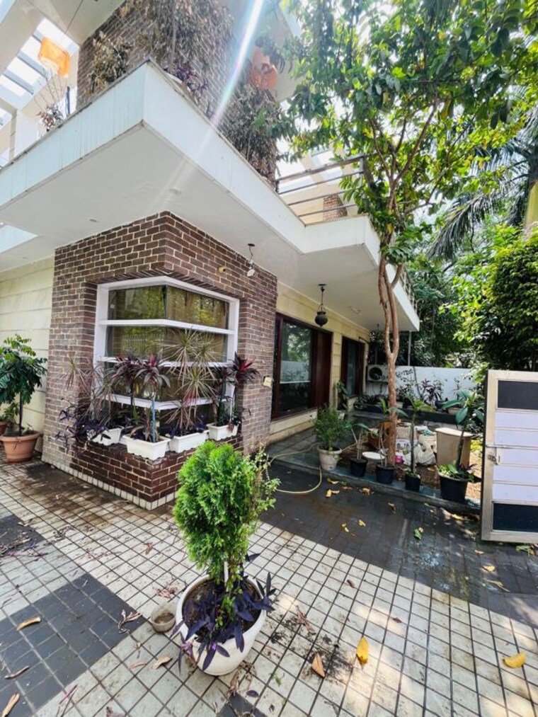 Exterior View, sector 57 3 Bedroom 3078 Sq.Ft. Builder Floor In Sector 57 Gurgaon 10279171