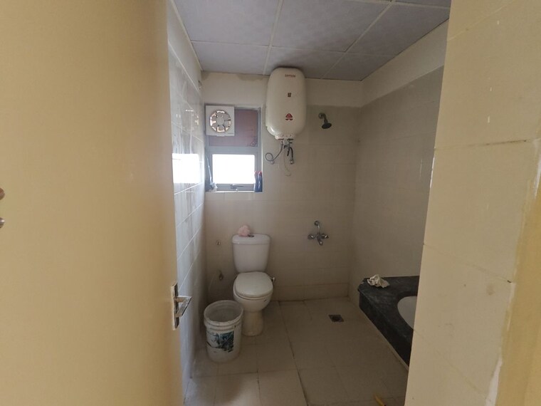 Bathroom, vatika-city-homes 2 Bedroom 1340 Sq.Ft. Apartment In Sector 83 Gurgaon 10279145