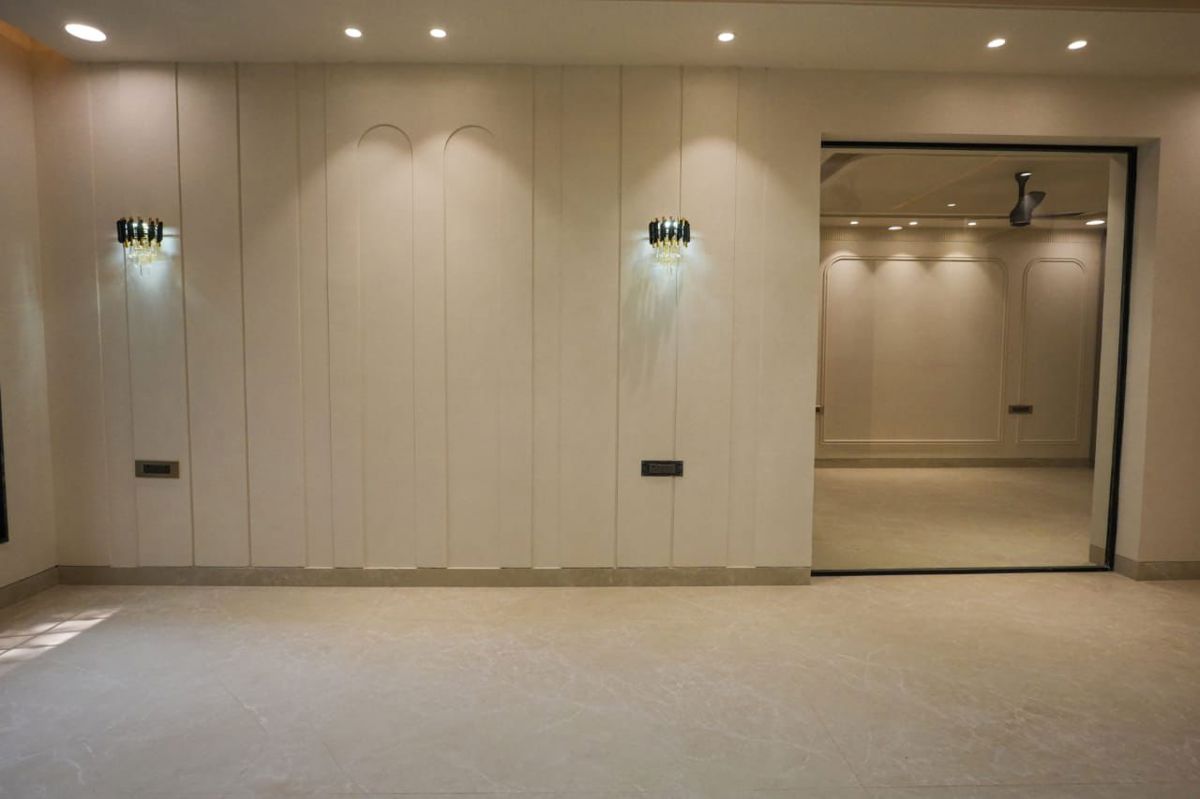 4 BHK + Pooja Room,Study Room Builder Floor For Sale in Vasant Vihar