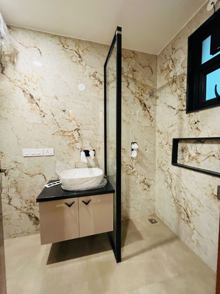 Kitchen, sector 57 3 Bedroom 1926 Sq.Ft. Builder Floor In Sector 57 Gurgaon 10279194