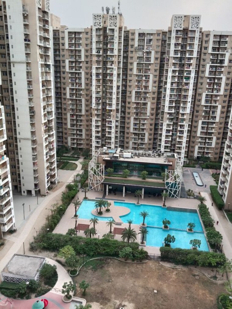 Exterior View, mahagun-mywoods 3 Bedroom 1235 Sq.Ft. Apartment In Sector 16c Greater Noida Greater Noida 10279202