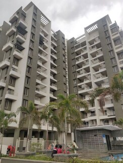 2 BHK + Pooja Room Apartment For Sale in Majestique Venice