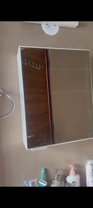 2 BHK Apartment For Rent in Gardina, Santacruz East