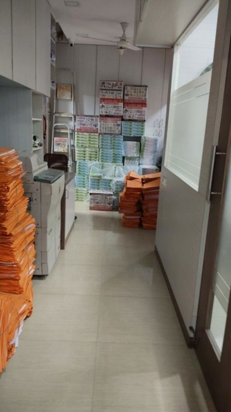 Balcony, vikhroli west Commercial Office Space 1500 Sq.Ft. In Vikhroli West Mumbai 10279337