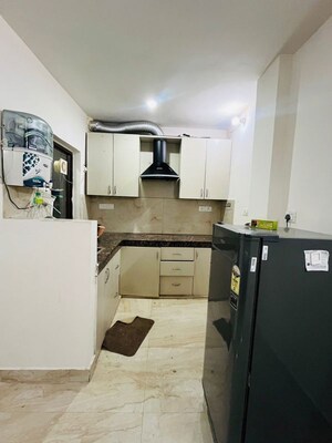 Team Area in 1 BHK Builder Floor at Sector 57 – for Rent