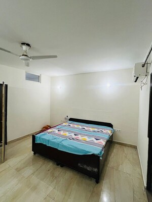 1 BHK Builder Floor For Rent in Sector 57