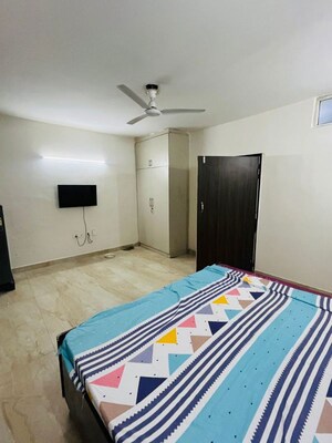 Bedroom in 1 BHK Builder Floor at Sector 57 – for Rent