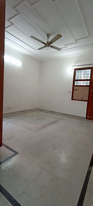 3 BHK Builder Floor For Rent in Indira Colony