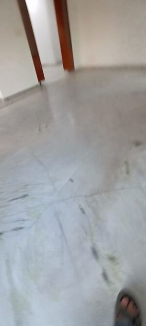 Room in 3 BHK Builder Floor at Indira Colony – for Rent