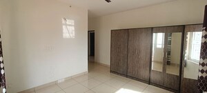 Room in 3 BHK Apartment at Prestige Birchwood, Electronic City Phase I – for Sale