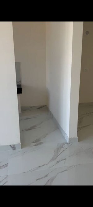 Room in 2.5 BHK Apartment at M3M Soulitude, Sector 89 – for Rent