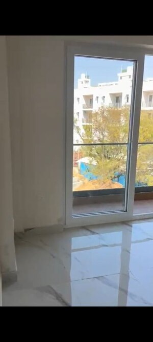 Room in 2.5 BHK Apartment at M3M Soulitude, Sector 89 – for Rent