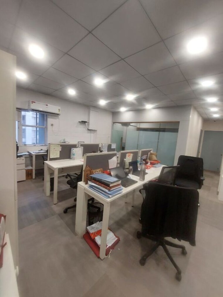 Team Area, nariman point Commercial Office Space 1242 Sq.Ft. In Nariman Point Mumbai 10279601