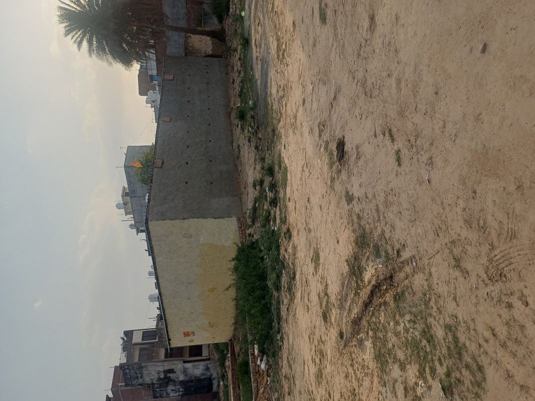 Plot For Sale in Dheeraj Nagar