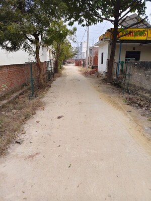  Plot – Exterior View View at Jankipuram Extension - for Sale