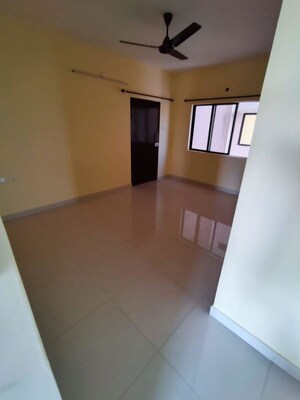 Room in 3 BHK Apartment at DTC Southern Heights, Joka – for Rent