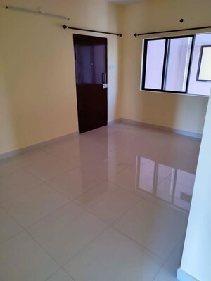 Room in 3 BHK Apartment at DTC Southern Heights, Joka – for Rent