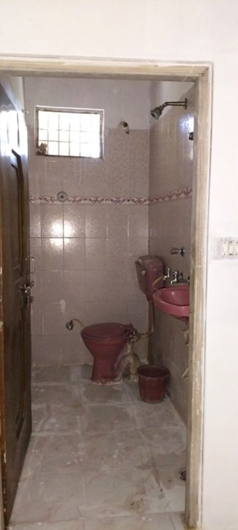 Bathroom, lda colony 3 Bedroom 1500 Sq.Ft. Villa In Lda Colony Lucknow 10279778