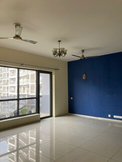 3 BHK + Servant Room Apartment For Rent in Ireo Skyon