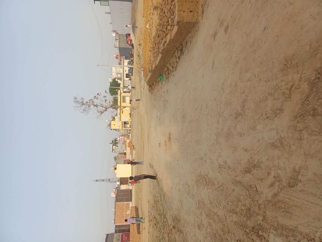 Plot For Sale in Dheeraj Nagar