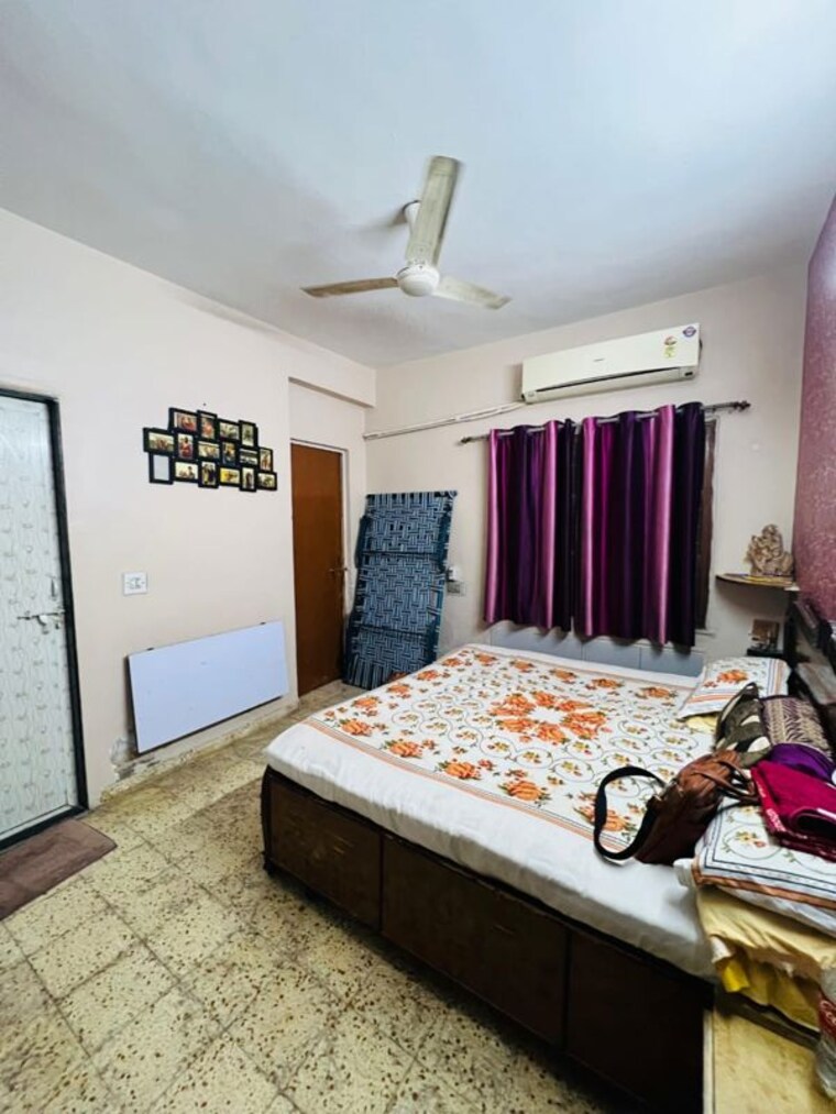 Bedroom, thaltej 2 Bedroom 1500 Sq.Ft. Apartment In Thaltej Ahmedabad 10279858