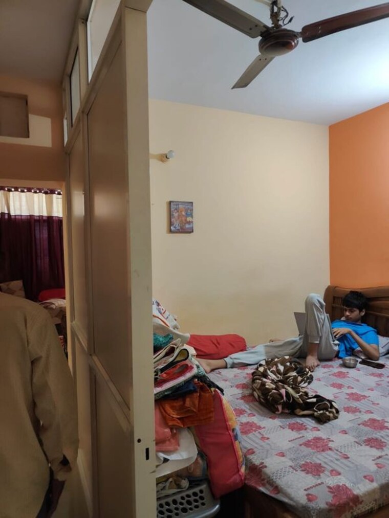 Bedroom, roza jalalpur 2 Bedroom 1100 Sq.Ft. Apartment In Roza Jalalpur Greater Noida 10280161