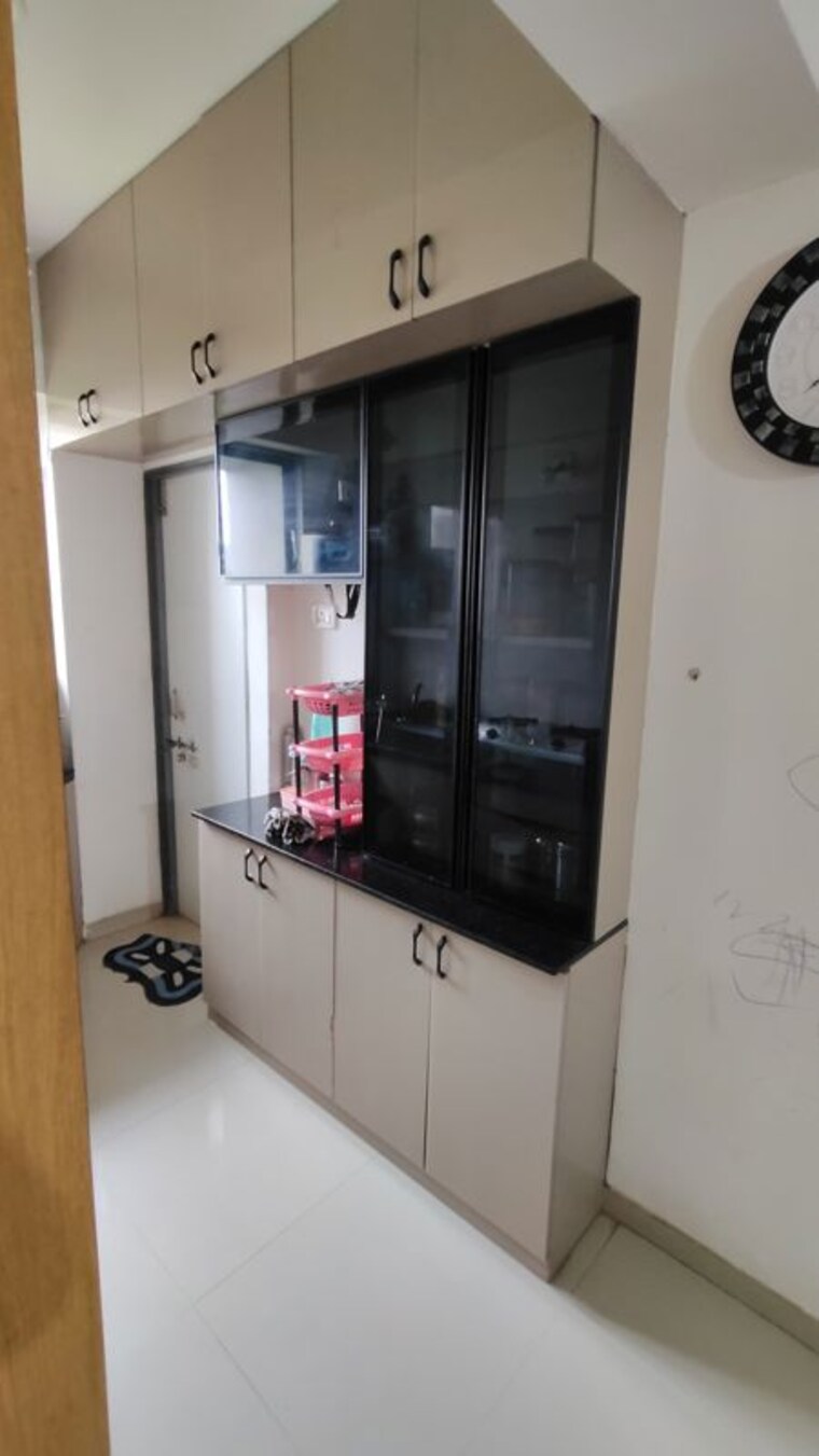 Kitchen, bakeri-sivanta 2 Bedroom 950 Sq.Ft. Apartment In Vejalpur Ahmedabad 10280193