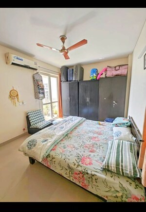 Bedroom in 3 BHK Builder Floor at Sector 51 – for Rent