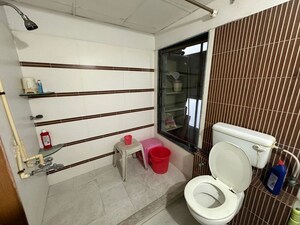 Bathroom in 3 BHK Apartment at Deep Indraprasth 5, Prahlad Nagar – for Rent