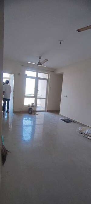 Room in 3.5 BHK Apartment at BPTP Park Elite Premium, Sector 84 – for Rent