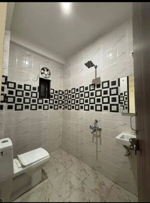 Bathroom in 2 BHK Builder Floor at Saket – for Rent