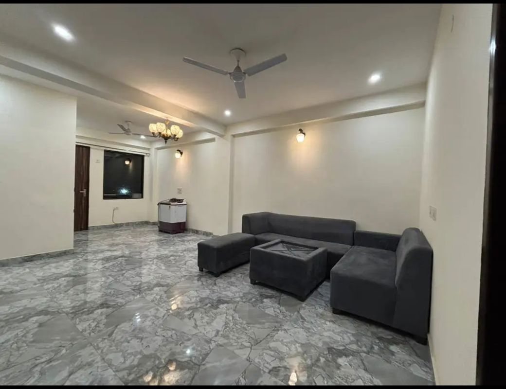 2 BHK + Pooja Room Builder Floor For Rent in Saket
