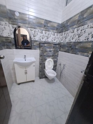 Master Bedroom in 3 BHK Apartment at Saket – for Rent