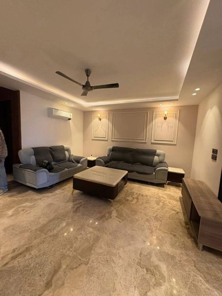 Living Room, saket 3 Bedroom 1700 Sq.Ft. Apartment In Saket Delhi 10280445