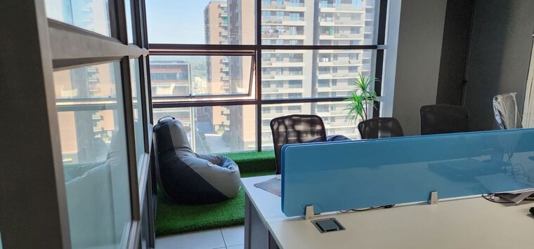 Team Area, thaltej Commercial Office Space 2222 Sq.Ft. In Thaltej Ahmedabad 10280443
