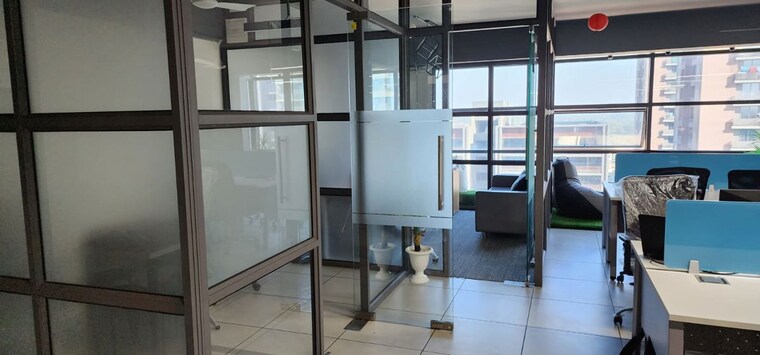undefined, thaltej Commercial Office Space 2222 Sq.Ft. In Thaltej Ahmedabad 10280443