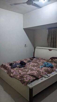 2 BHK + Study Room Apartment For Rent in Hubtown Akruti Orchid Park