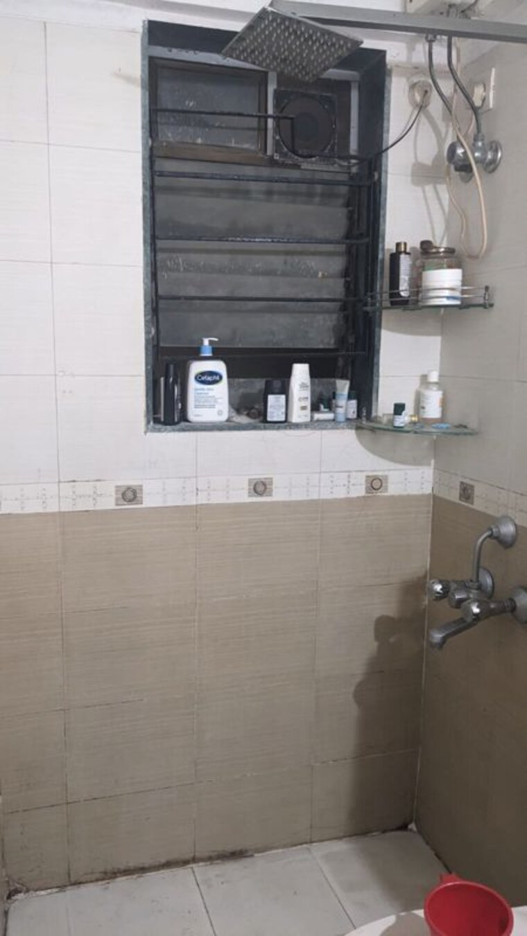 Bathroom, hubtown-akruti-orchid-park 2 Bedroom 700 Sq.Ft. Apartment In Sakinaka Mumbai 10280519