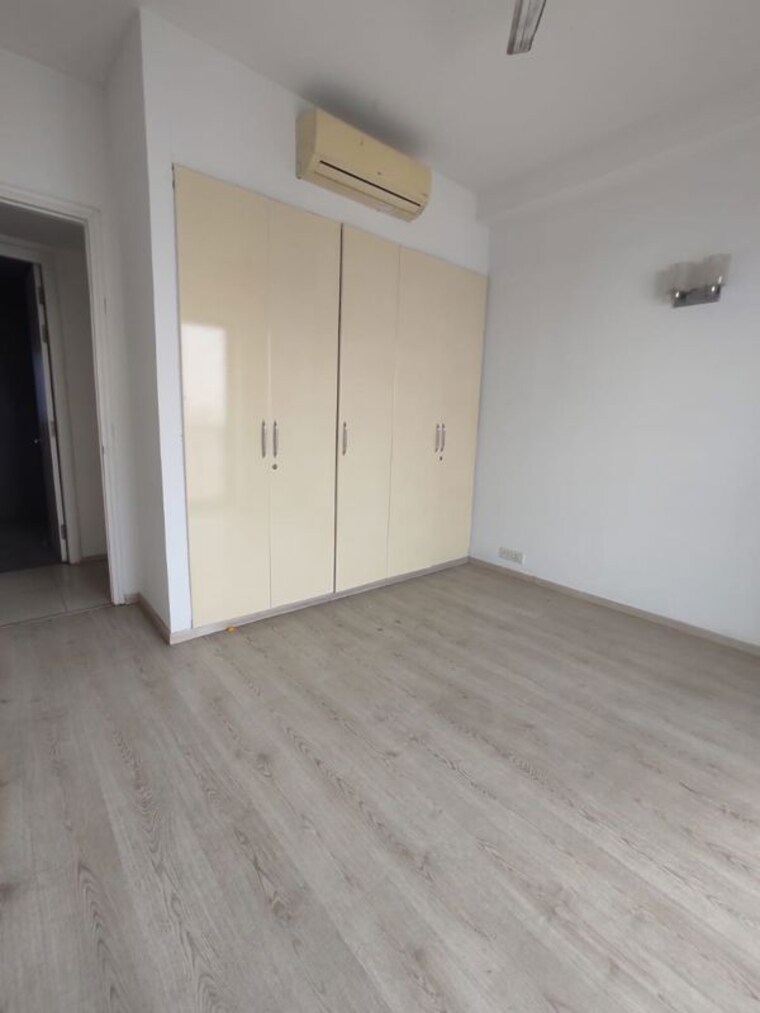 Room, ireo-skyon 3 Bedroom 2000 Sq.Ft. Apartment In Sector 60 Gurgaon 10280536