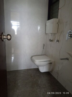Bathroom in 1 BHK Apartment at Bhoomi Samarth, Goregaon East – for Rent