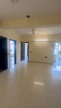 3 BHK Apartment For Rent in M R Platinum 321