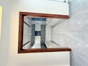 Room in 2 BHK Builder Floor at Sector 105 – for Rent