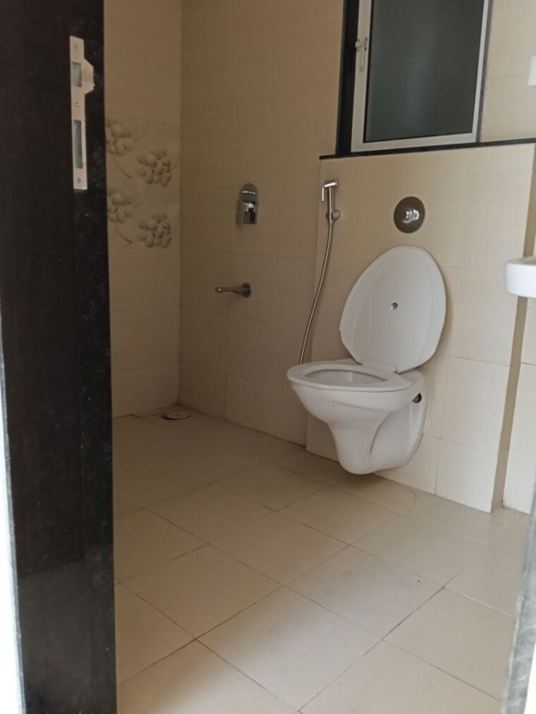 Bathroom, dynasty 3 Bedroom 1431 Sq.Ft. Apartment In Wakad Pune 10280681