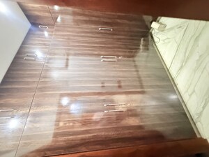 Room in 3 BHK Builder Floor at Sector 105 – for Rent