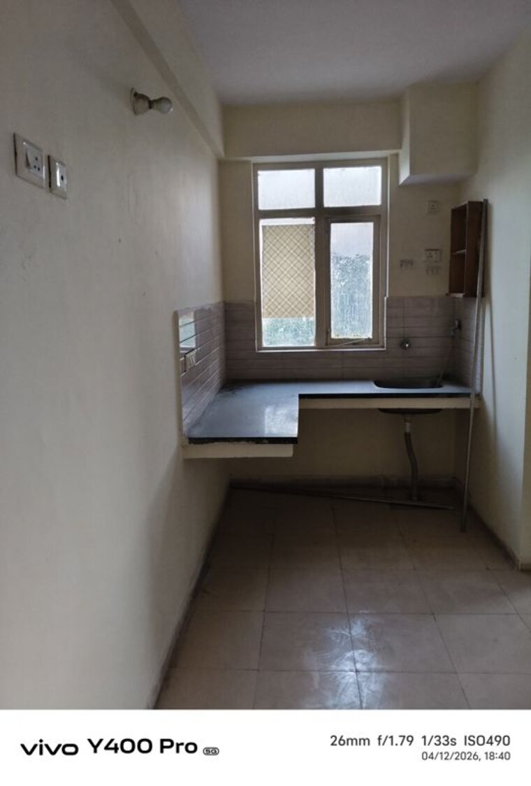 Room, auric-city-homes 1 Bedroom 350 Sq.Ft. Apartment In Sector 82 Faridabad 10280796