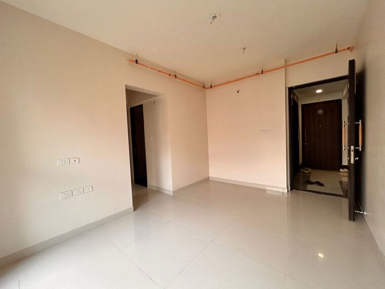 Room, kanjurmarg west 1 Bedroom 450 Sq.Ft. Builder Floor In Kanjurmarg West Mumbai 10280831