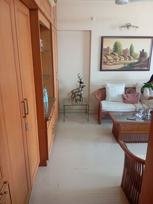 Furnished Amenities in 3 BHK Apartment at Lodha Splendora, Ghodbunder Road – for Sale