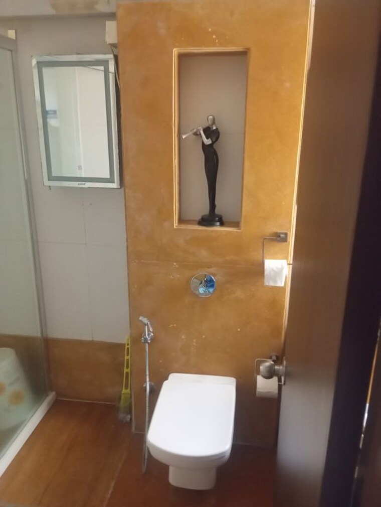 Bathroom, lodha-splendora 3 Bedroom 1140 Sq.Ft. Apartment In Ghodbunder Road Thane 10280798