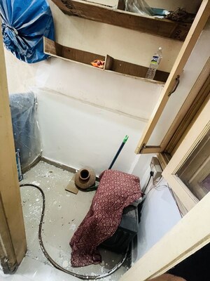 Team Area in 1 BHK Builder Floor at Sector 121 – for Rent