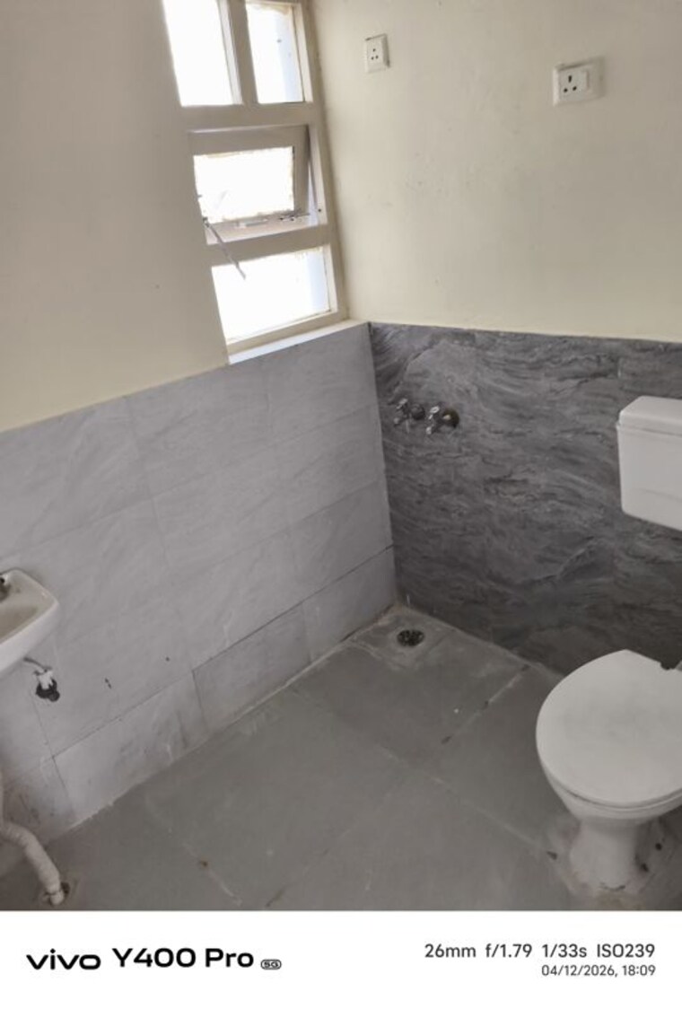 Bathroom, auric-city-homes 3 Bedroom 645 Sq.Ft. Apartment In Sector 82 Faridabad 10281080